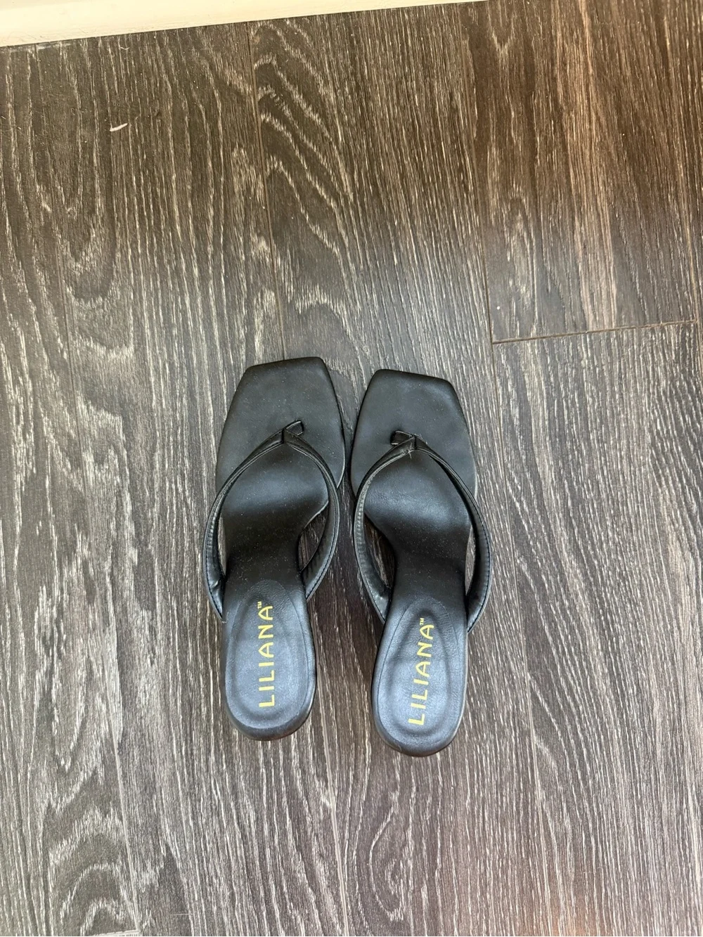 Liliana Black Square-Toe Thong Slide Heels